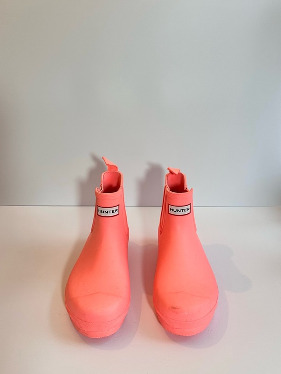 Hunter Shoes - Women’s Hunter Coral Pink Waterproof Ankle Rain Boots